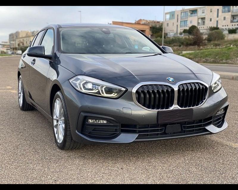 BMW Serie 1 F40 118d Business Advantage auto