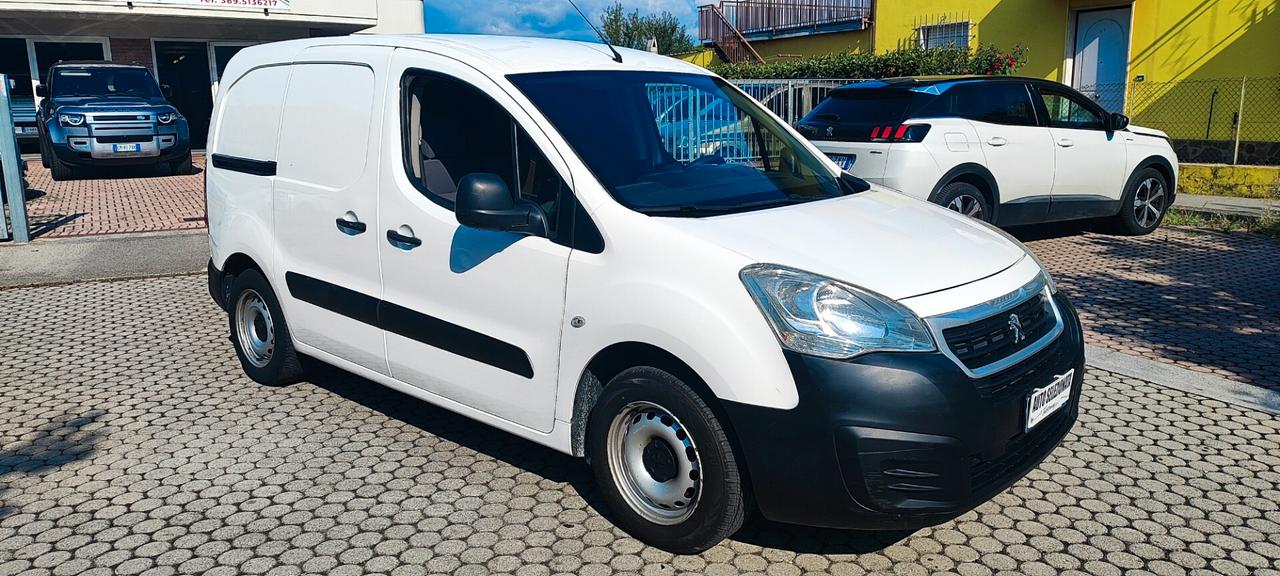 Peugeot Partner BlueHDi 100 Furgone