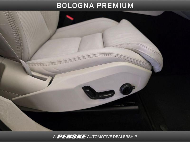 Volvo XC60 B4 (d) AWD Geartronic Inscription