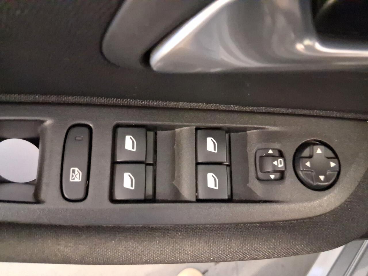 Peugeot 208 PureTech 100 Stop&Start 5 porte Active Pack