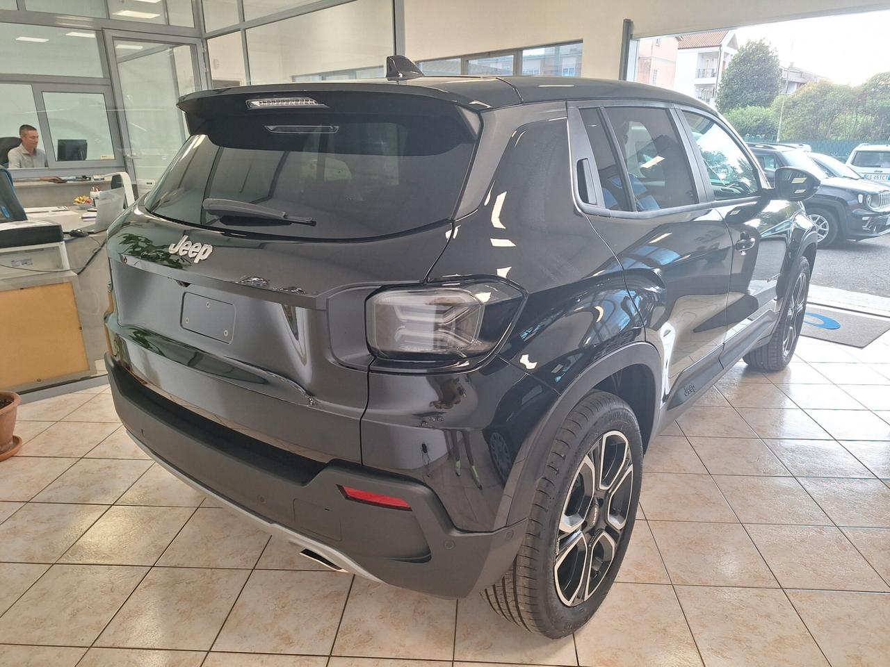 Jeep Avenger 1.2 Turbo 100 CV MHEV Summit