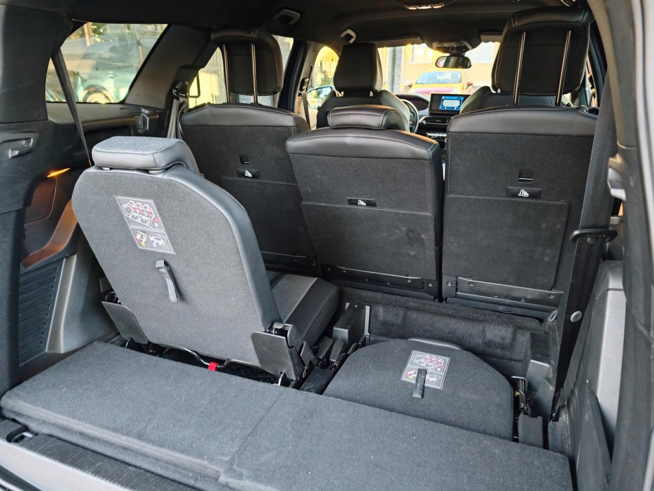 Peugeot 5008 130cv Allure Pack 7 posti PREZZO VERO