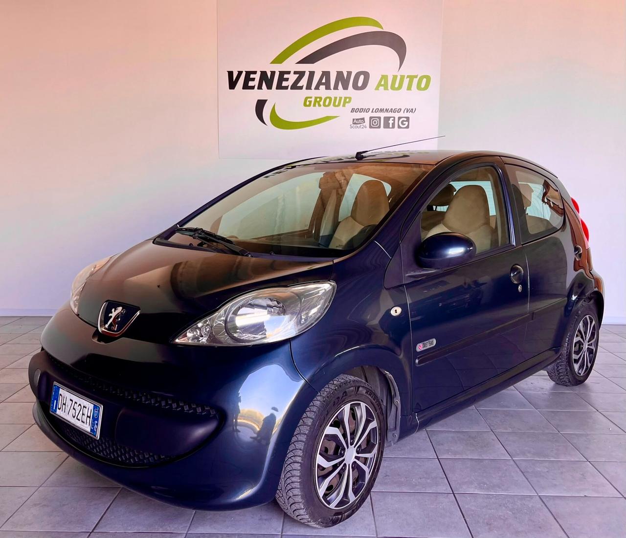 Peugeot 107 Urban move 5 p