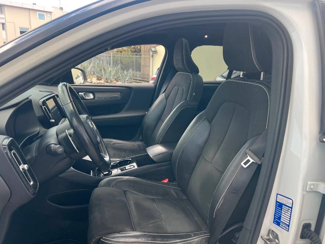 Volvo XC40 2.0 d3 R-design awd geartronic my20