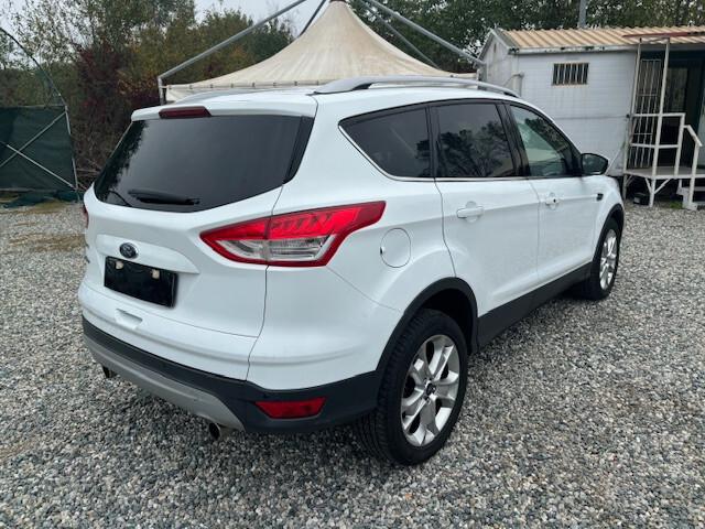 Ford Kuga 2.0 TDCI 140 CV 4WD Titanium