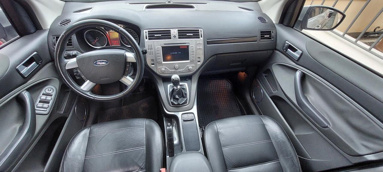 KUGA 2,0 DIESEL 163 CV 4WD 4X4 POWERSHIFT SEDILI ELETTRICI PELLE TELEFONO NAVIGATORE FULL