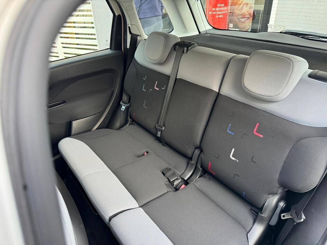 FIAT 500L 1.6 Multijet 105cv LOUNGE NEOPATENTATI