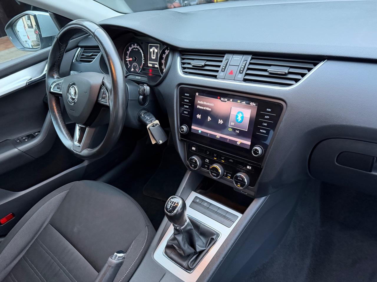 Skoda Octavia 1.6 TDI SCR 115 CV Wagon Executive