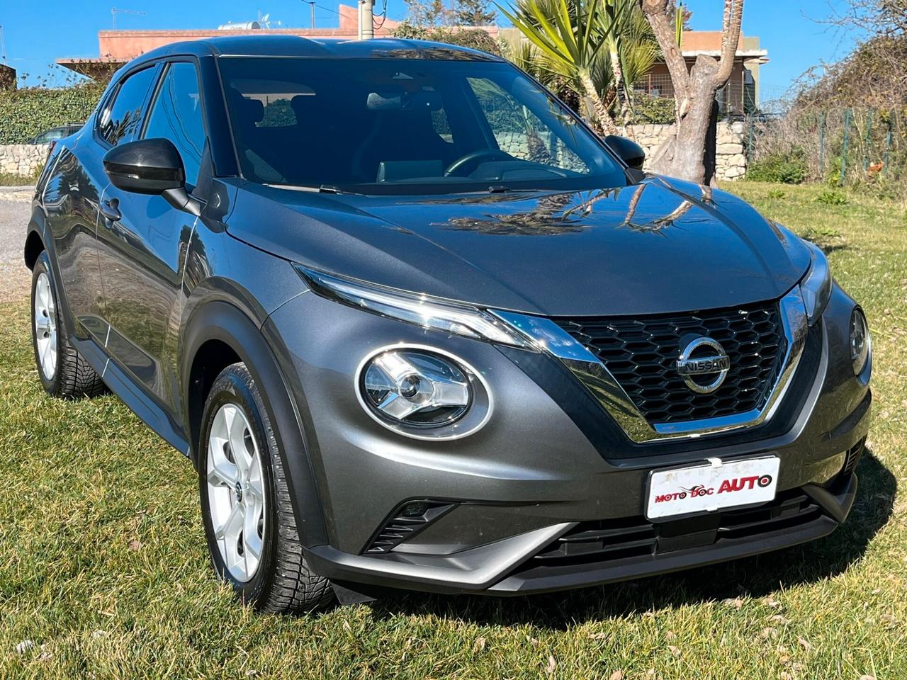 Nissan Juke 1.0 DIG-T 114 CV N-Connecta