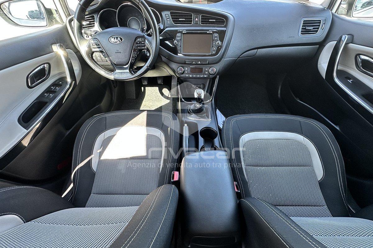 KIA cee'd 1.6 CRDi 128 CV 5 porte Stop&Go high tech