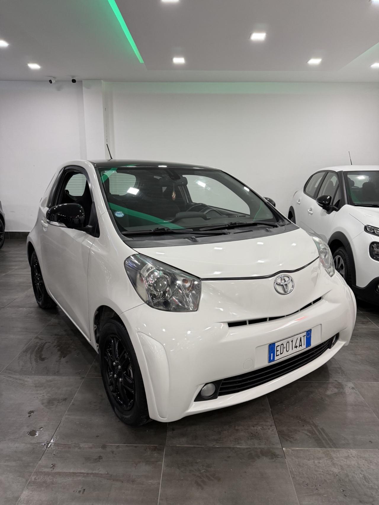 Toyota iQ 1.0 Sol