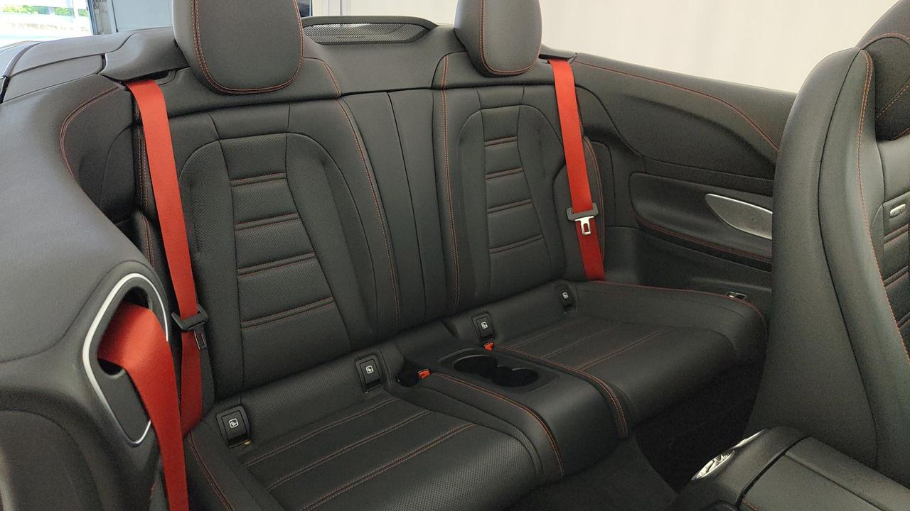 Mercedes-Benz E Cabrio 53 AMG eq-boost 4matic + auto
