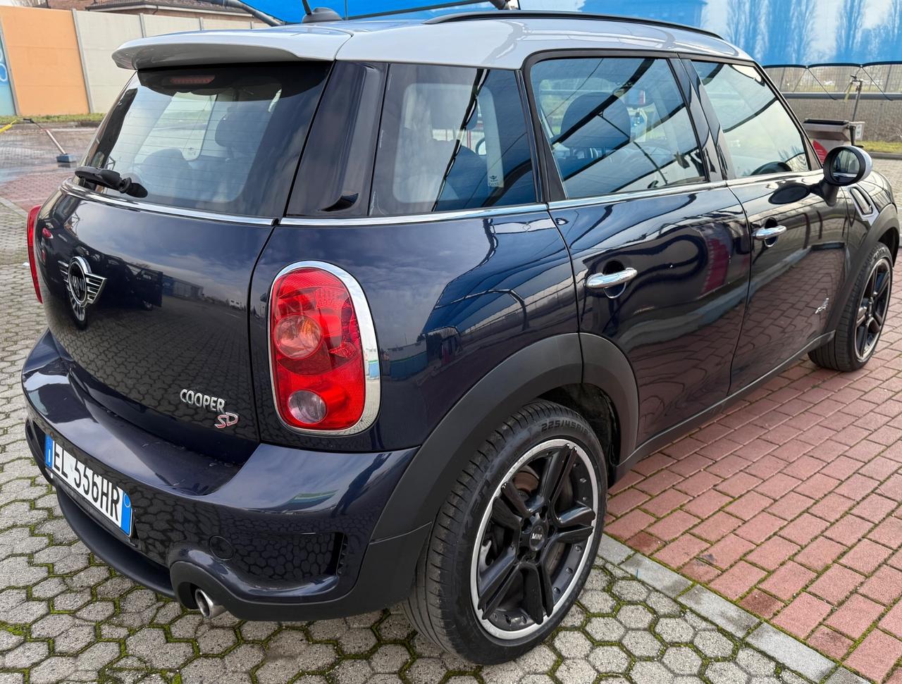 Mini Cooper Countryman 2.0 SD ALL4 X NEOPATENTATI.