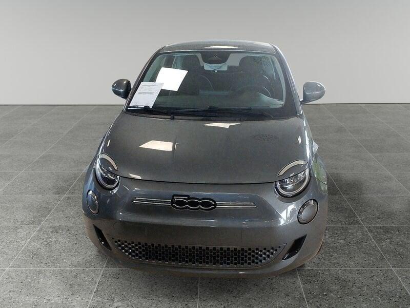 FIAT 500 Nuova Hatchback My23 La Nuova - 320 Berlina