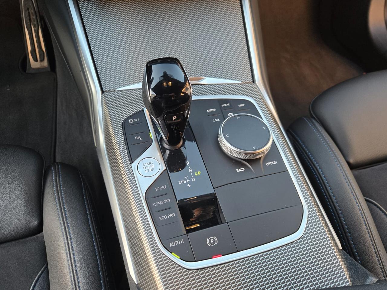 BMW 318D TOURING MSPORT INTERNO ED ESTERNO