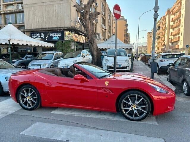 Ferrari California aspirato Anche permuta