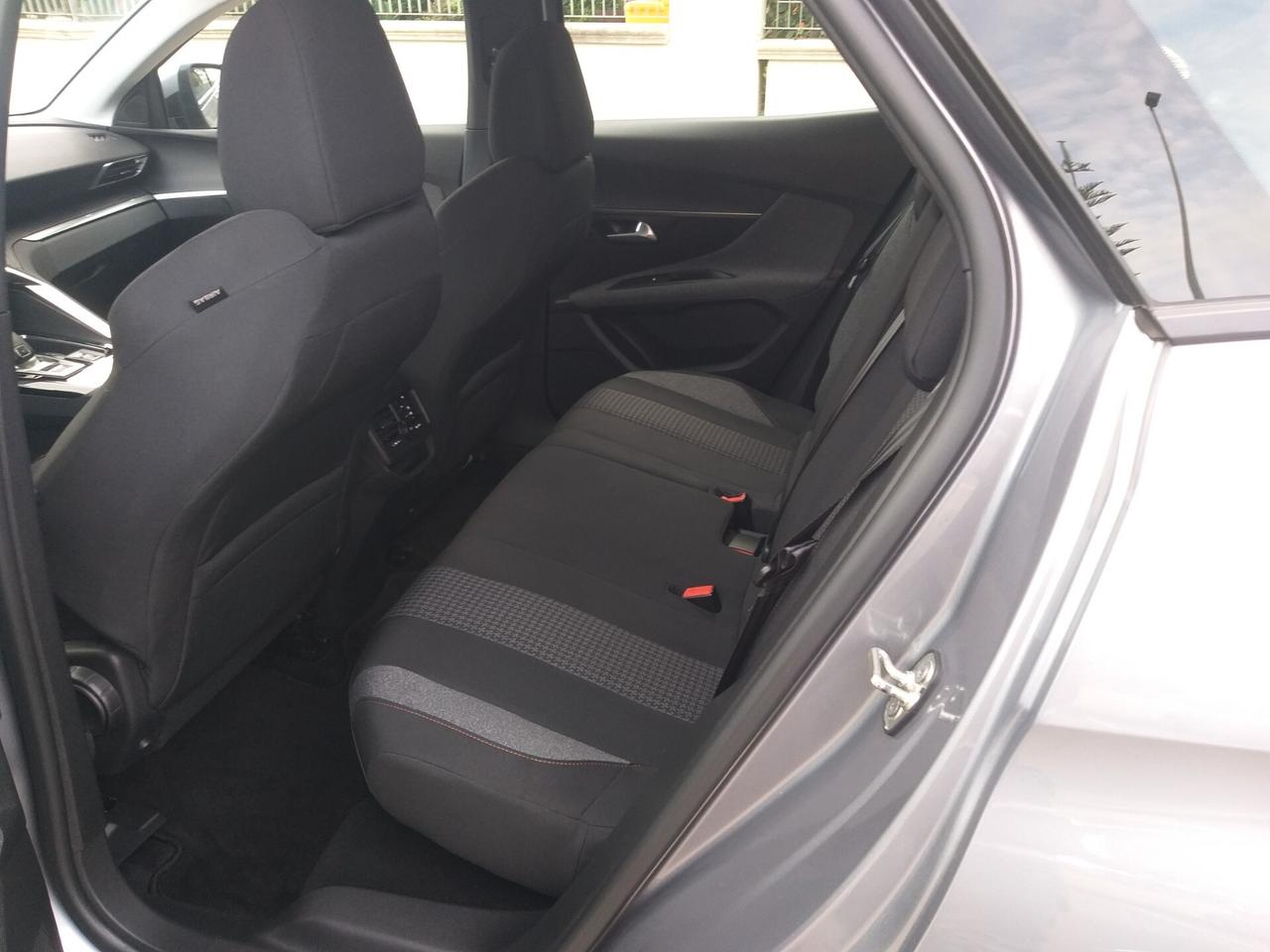 Peugeot 3008 BlueHDi 130 S&S Active