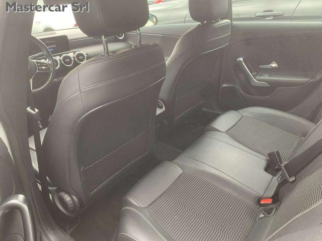 MERCEDES-BENZ CLA 180 D Shooting Brake Sport auto - FZ503SF