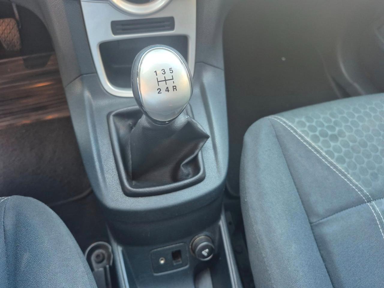 Ford Fiesta 1.4 TDCi 5p. Titanium