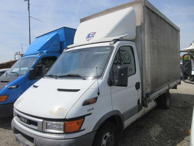 Iveco Daily 35C13 CASSONE CON CENTINE E TELI CON PORTE