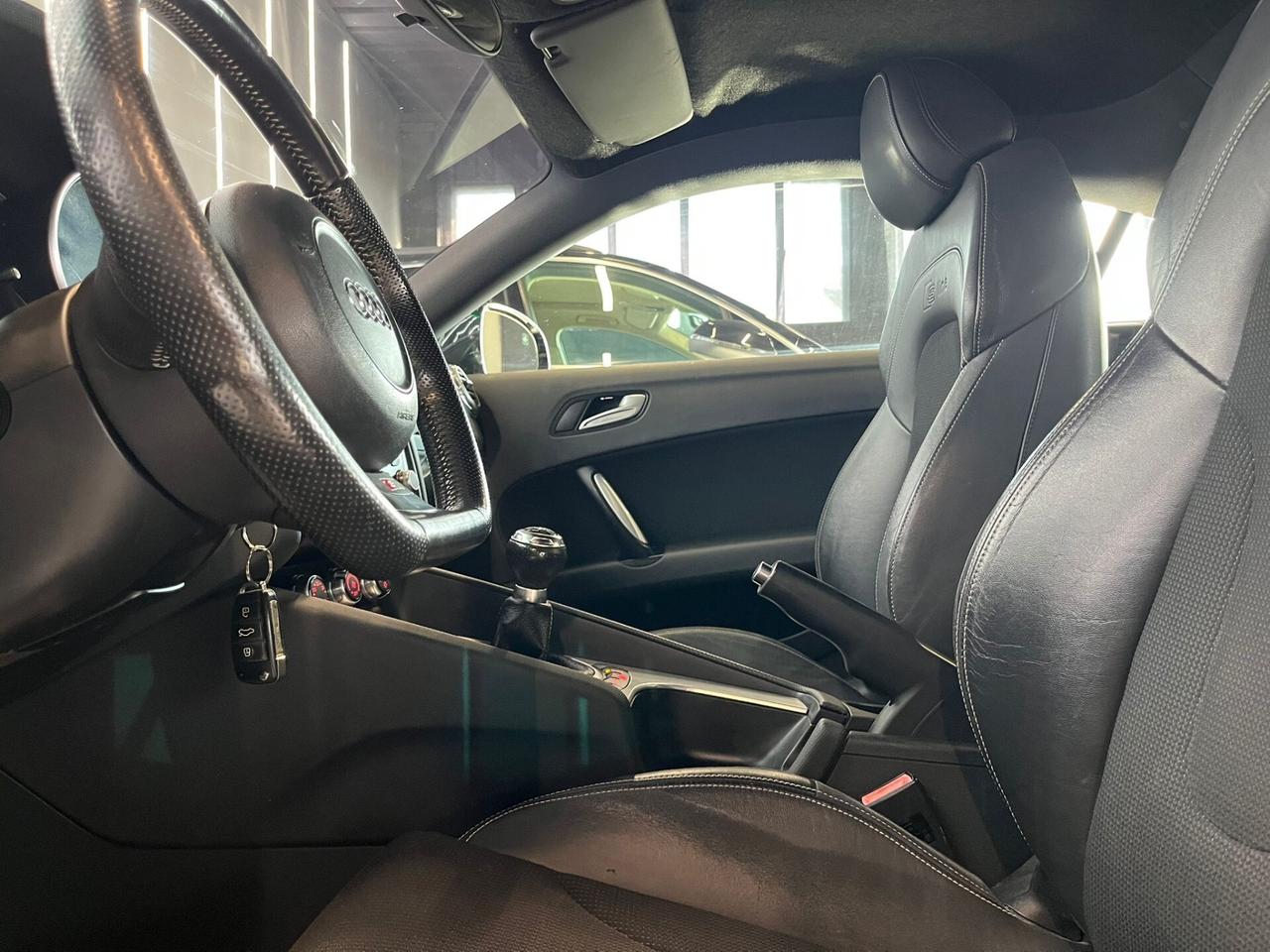 Audi TT Coupé 2.0 TDI quattro Advanced plus