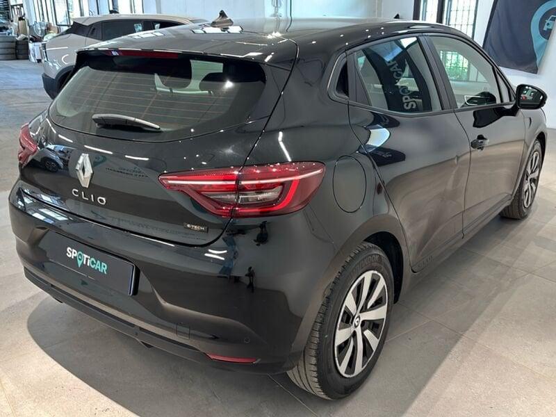 Renault Clio E-Tech Hybrid 1.6 Hybrid E-TECH 145 Equilibre
