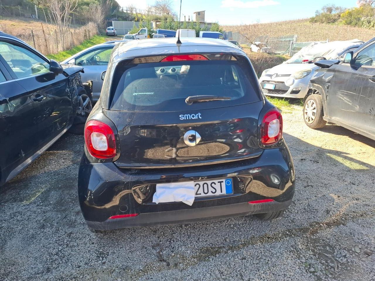 SMART FORFOUR 70 1.0 BENZINA MANUALE SINISTRATA