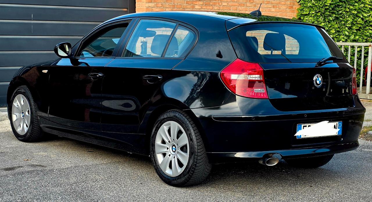 Bmw 118 118d cat 5 porte Futura neopatentati euro5B