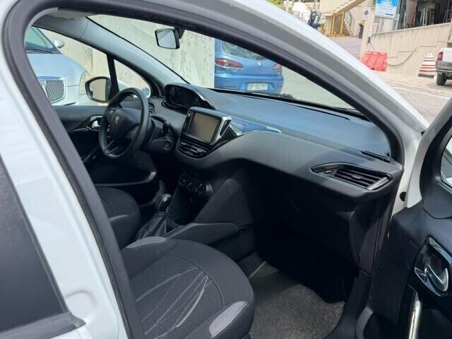 Peugeot 208 1.2 VTi 82 CV 5 porte Allure