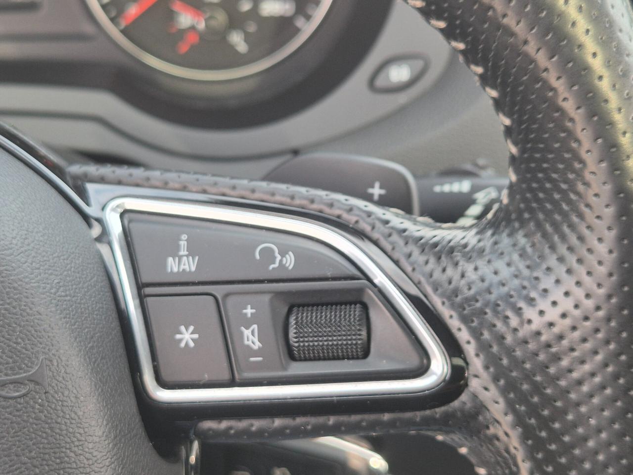 Audi Q3 2.0 TDI 150 CV quattro S tronic S-LINE