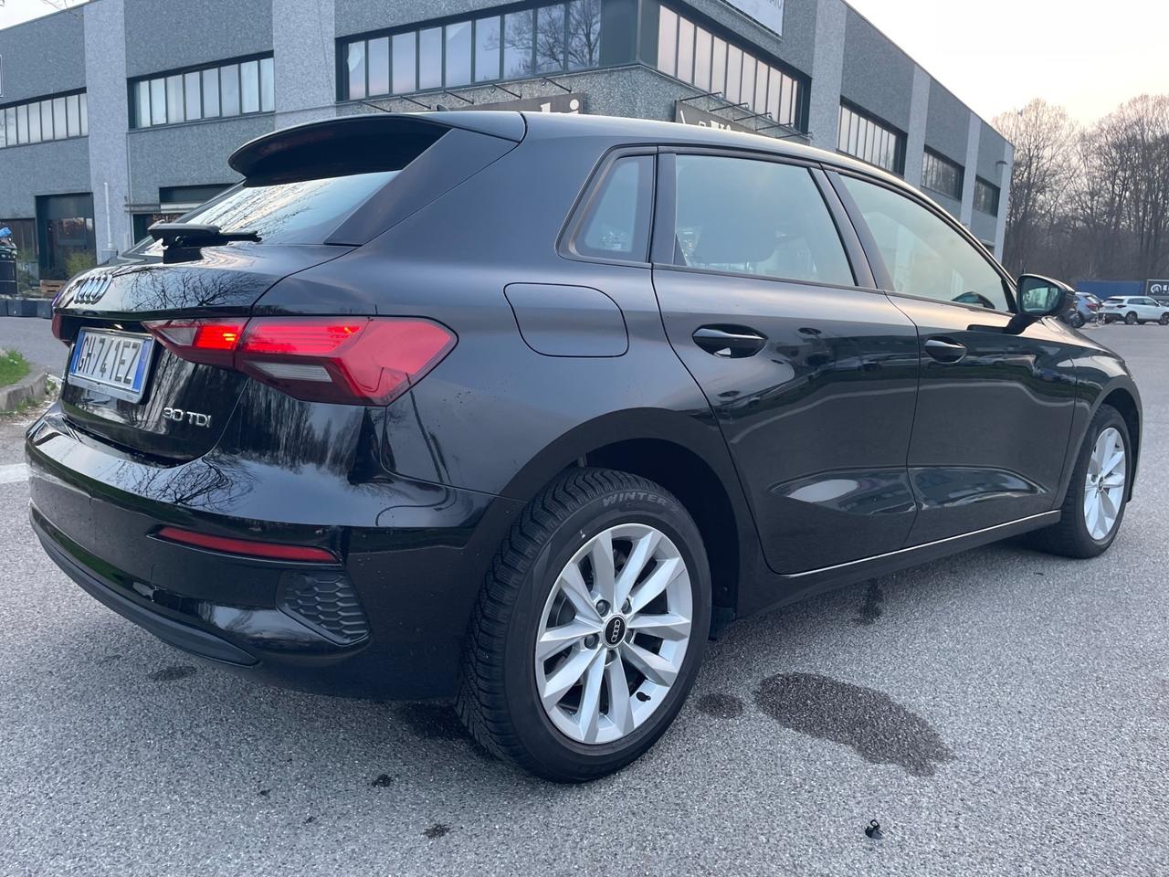 Audi A3 SPB 30 TDI *Automatik*Navi*Naopatentati*