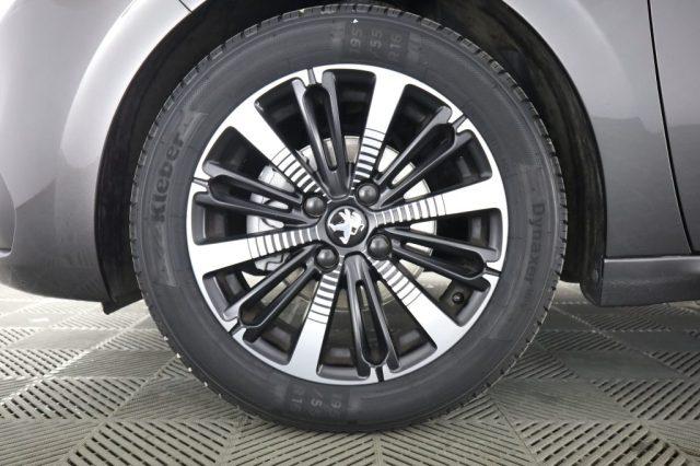 PEUGEOT 208 208 PureTech 82 5 porte Signature