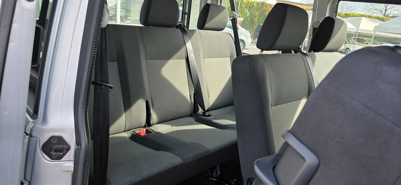 Volkswagen Transporter 2.0 TDI 150CV PL Kombi Business