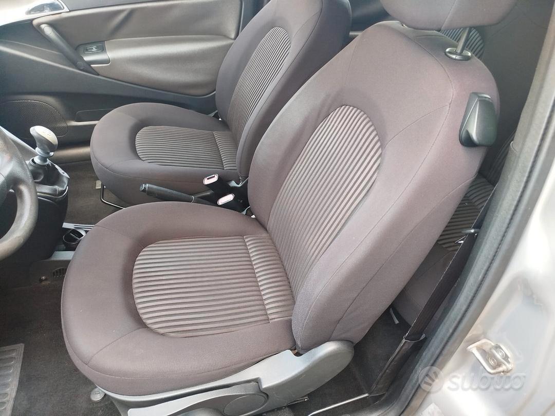Lancia Ypsilon 1.4 Oro Ecochic GPL