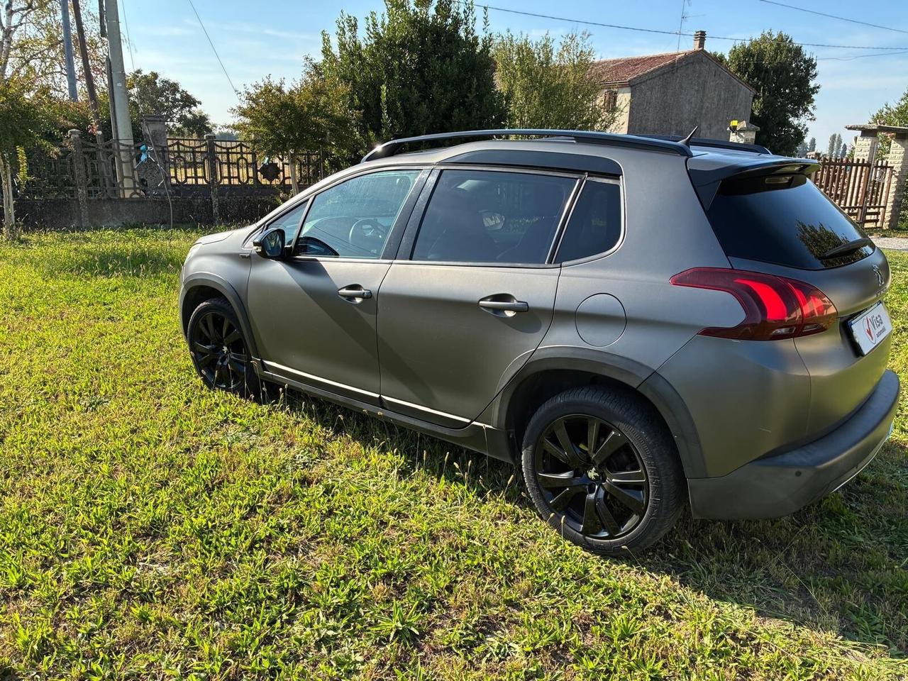 Peugeot 2008 BlueHDi 120 S&S Black Matt