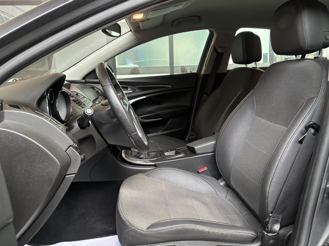 Opel Insignia 1.6 Turbo 180CV 4 porte Elective