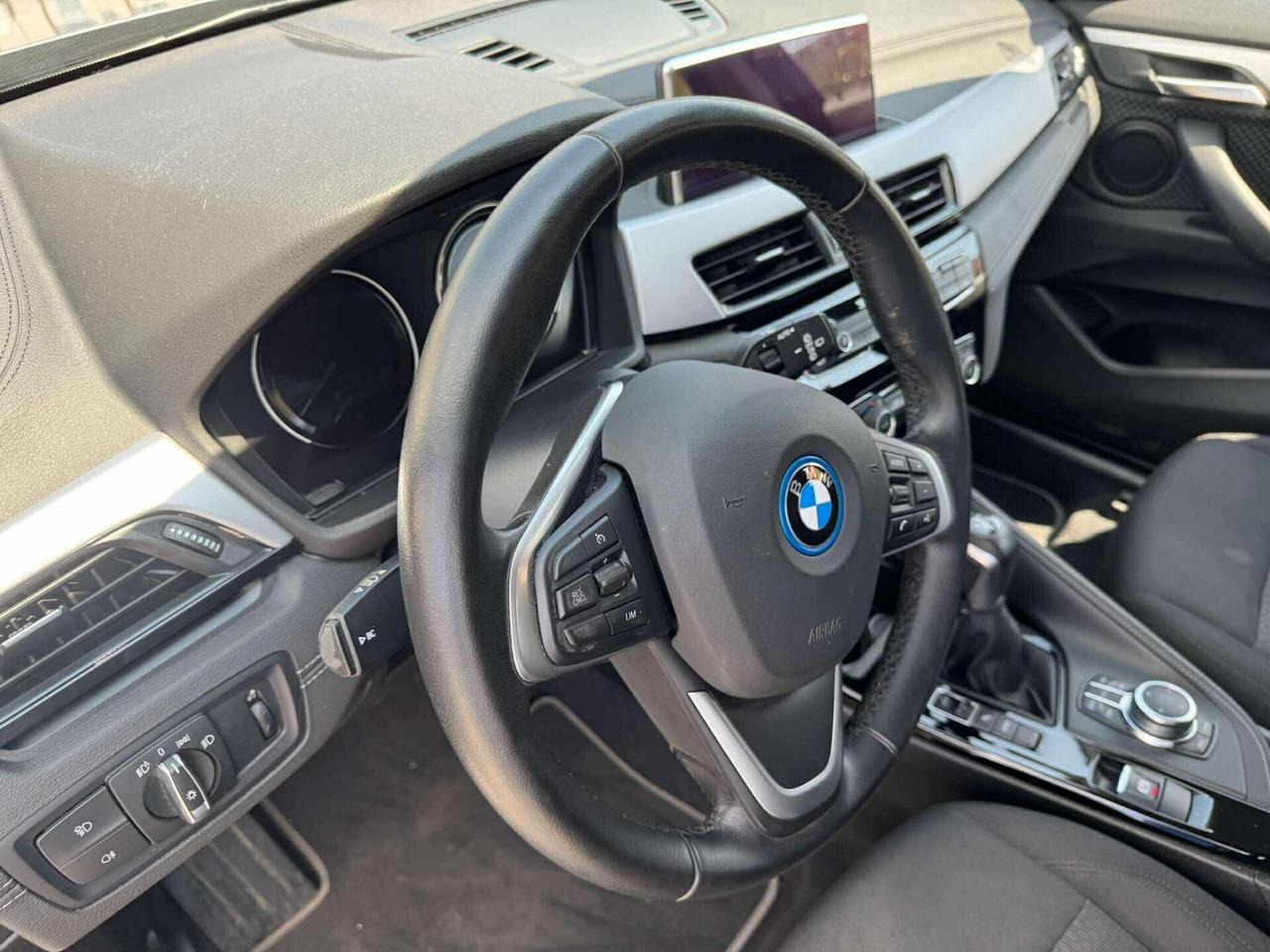 Bmw X2 xDrive25e Business-X-2023