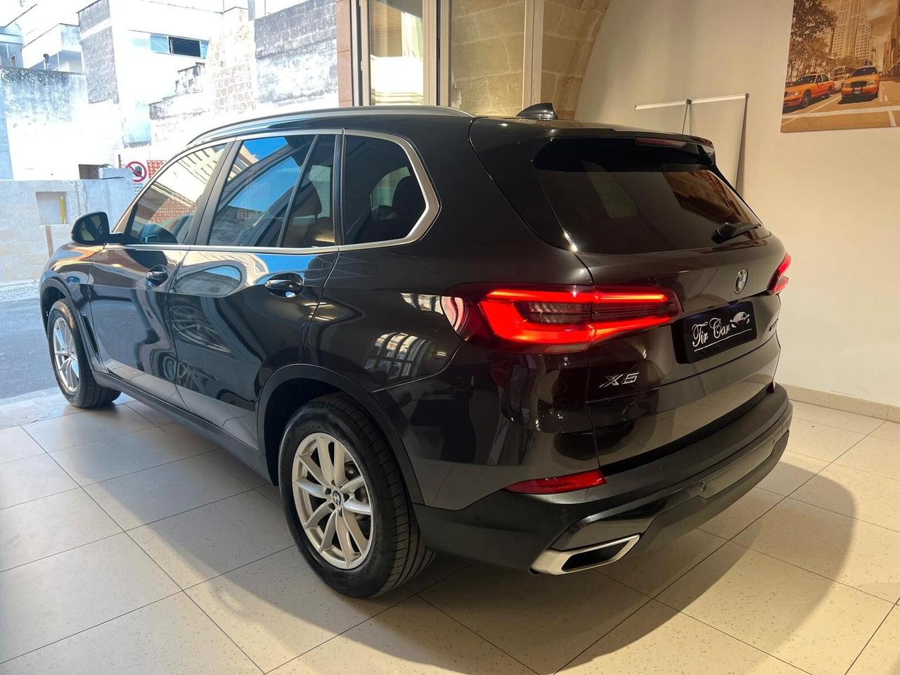 BMW X5 25D X-DRIVE 2.0 231CV TETTO PELLE NAVI CAM ANNO 2021