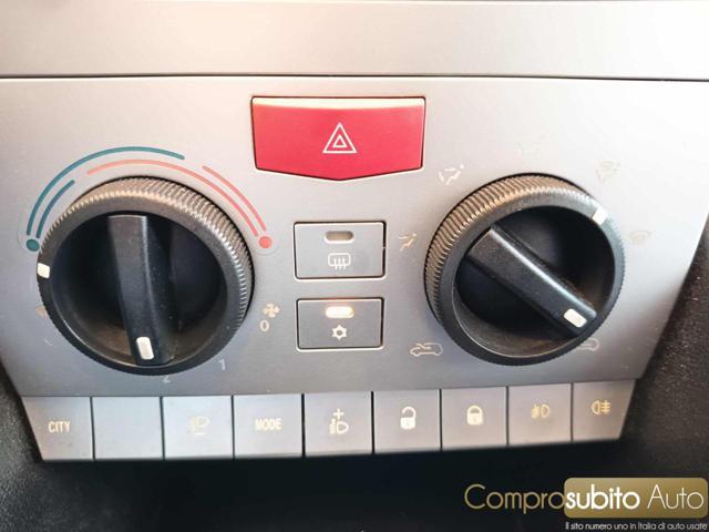 LANCIA Ypsilon 1.3 MJT 75 CV Platino