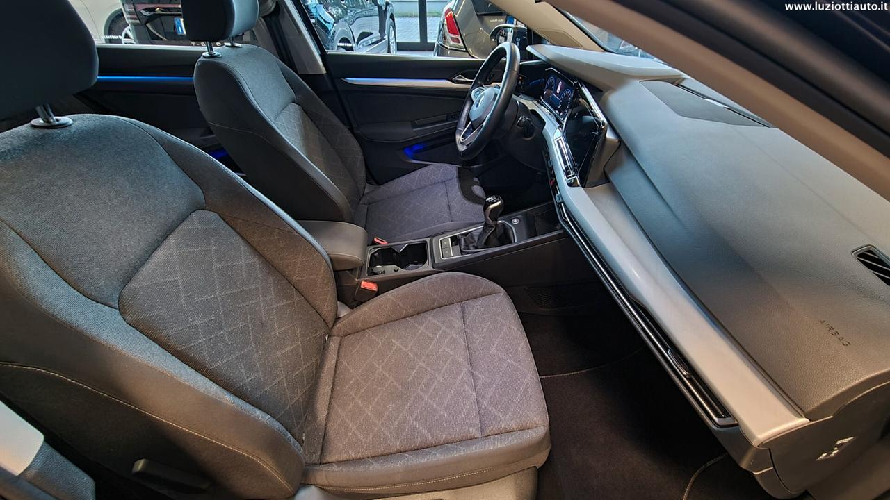 Volkswagen Golf 8 1.5 TGI LIFE