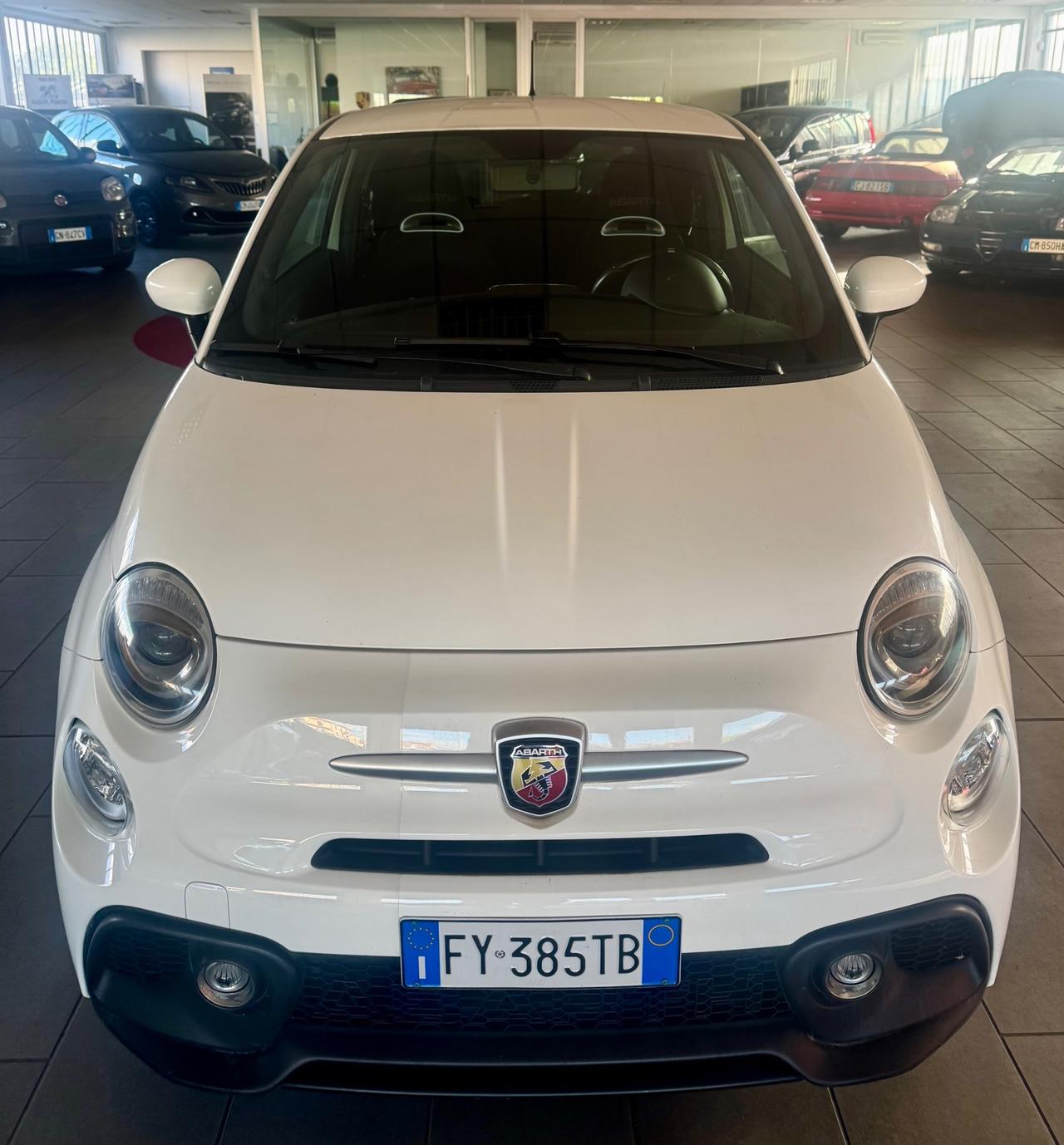 Abarth 595 1.4 Turbo T-Jet 145 CV