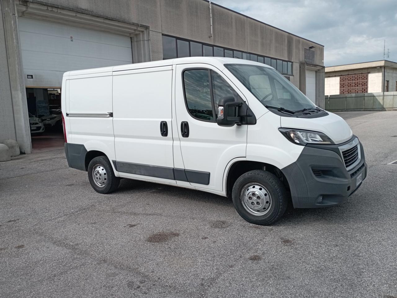 Peugeot Boxer 330 2.2 HDi/130CV FAP PC-TN Furgone