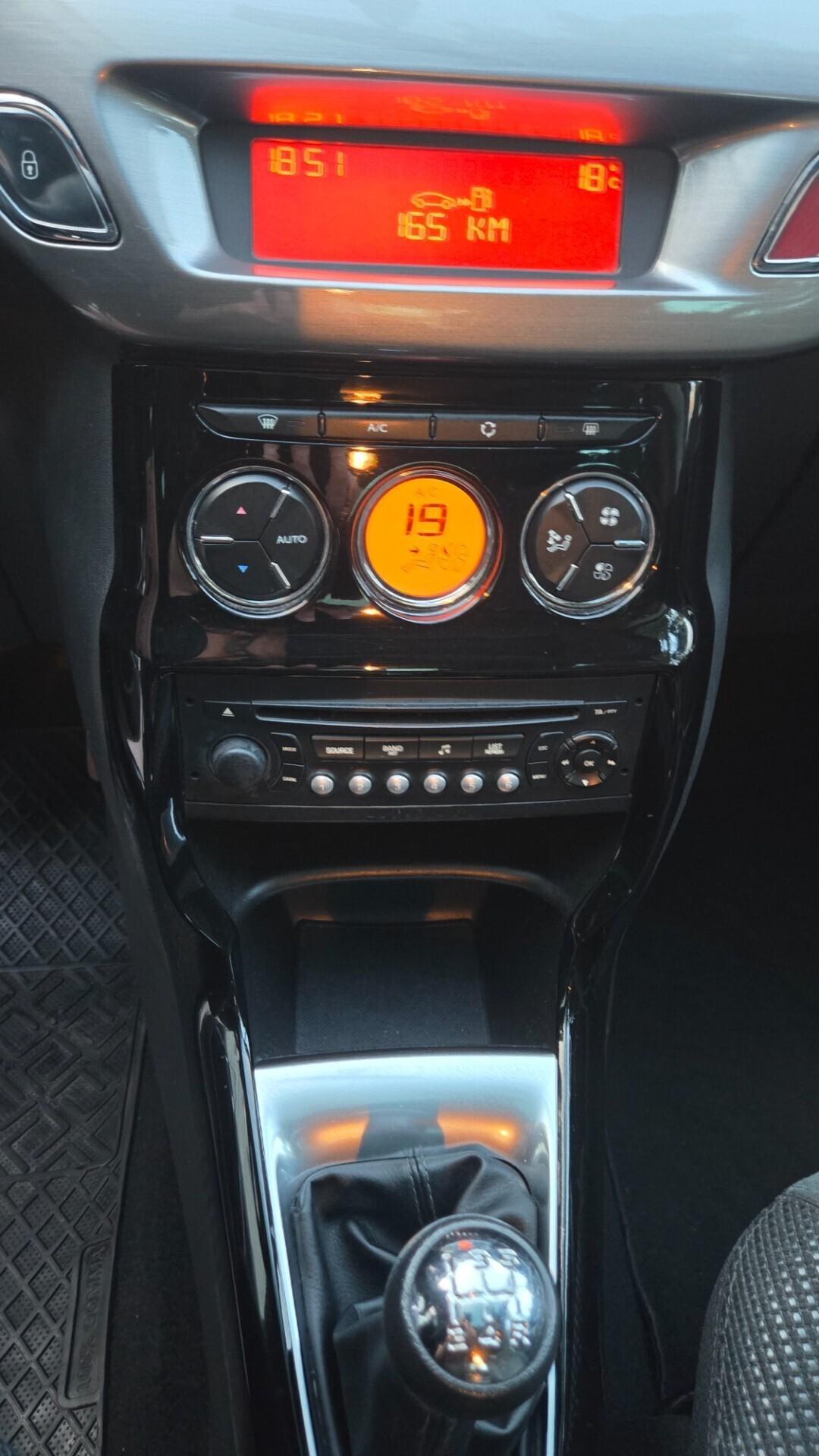 Citroen C3 1.4 Exclusive Style