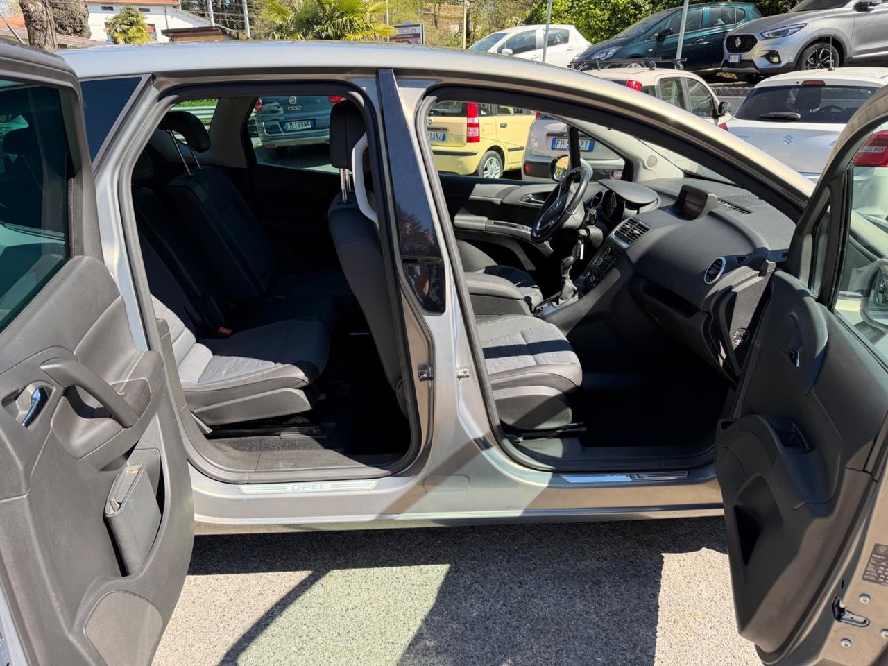 Opel Meriva 1.4 Turbo 120CV Cosmo