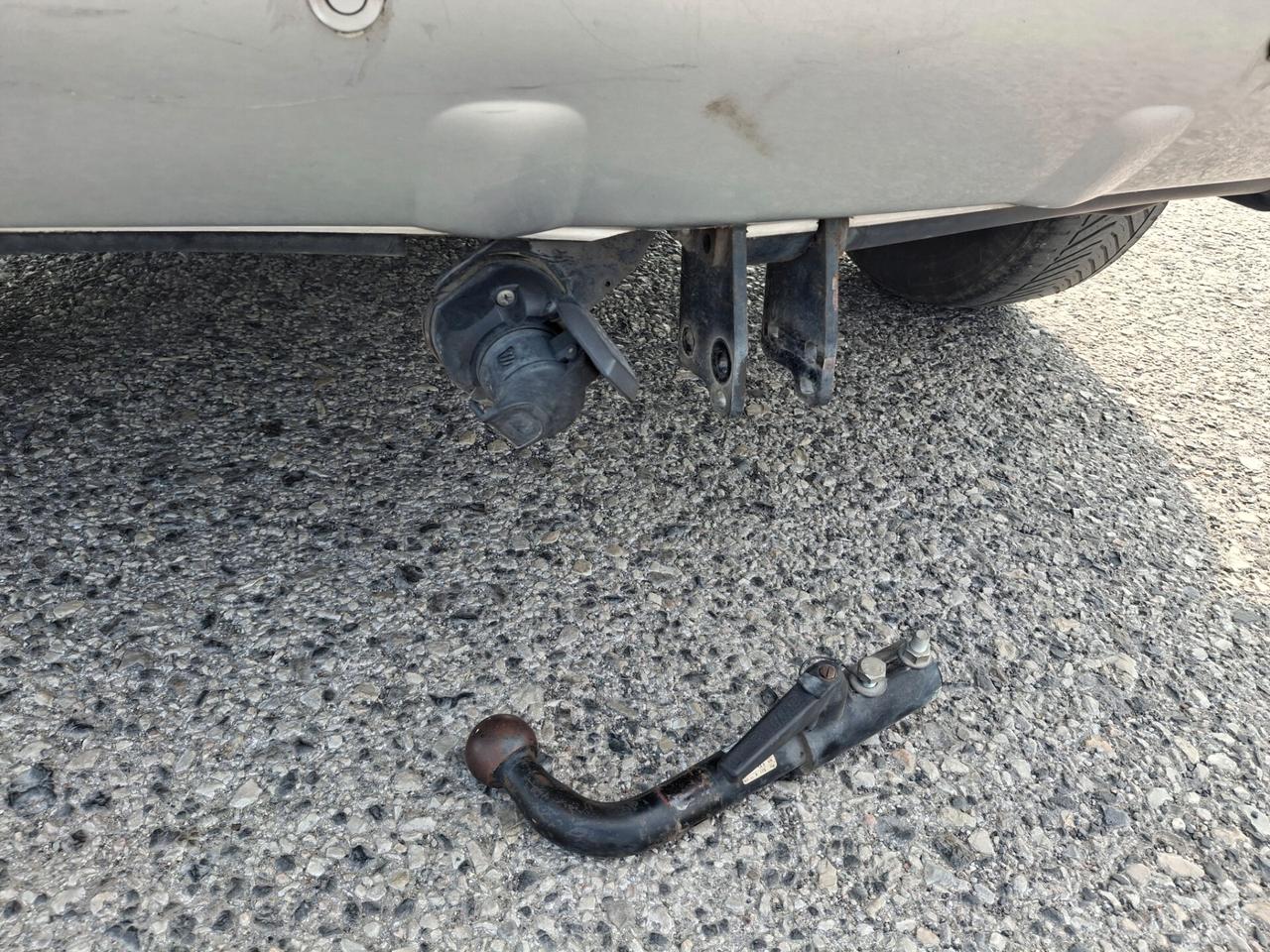 Toyota RAV4-2.2 D-4D 136 CV. Sol*GANCIO TRAINO*