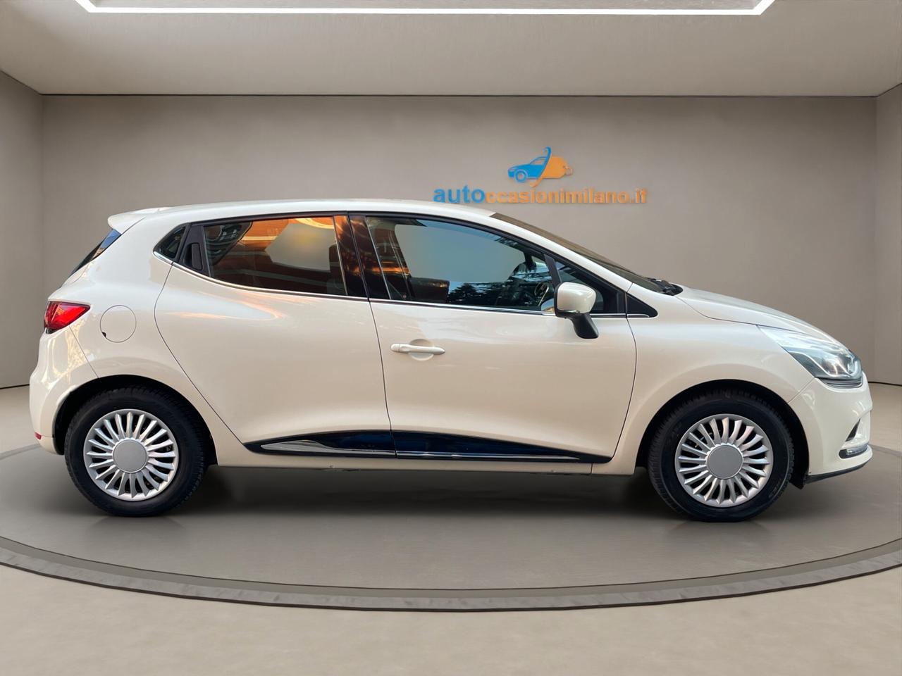 Renault Clio NEOPATENTATI - GPL