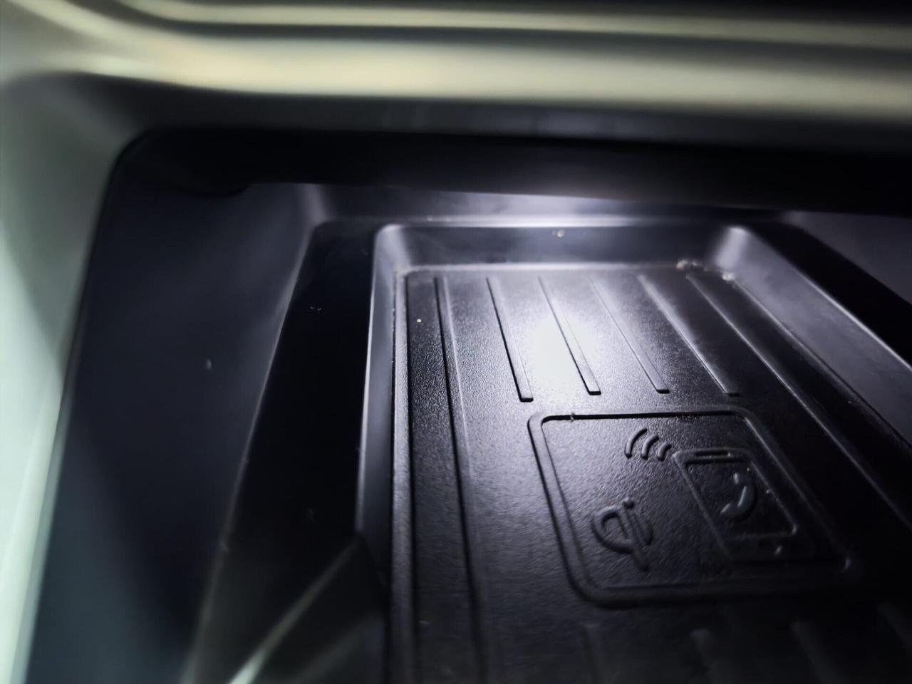 Audi Q3 35 TDI S tronic Business Advanced 64000km!!!