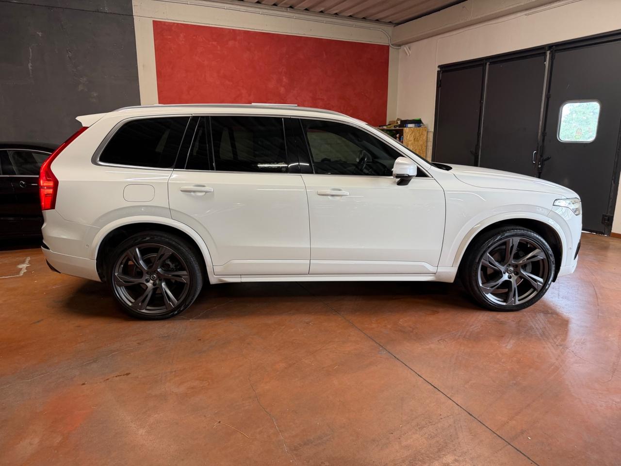 Volvo XC 90 XC90 D5 AWD Geartronic 7 posti R-design