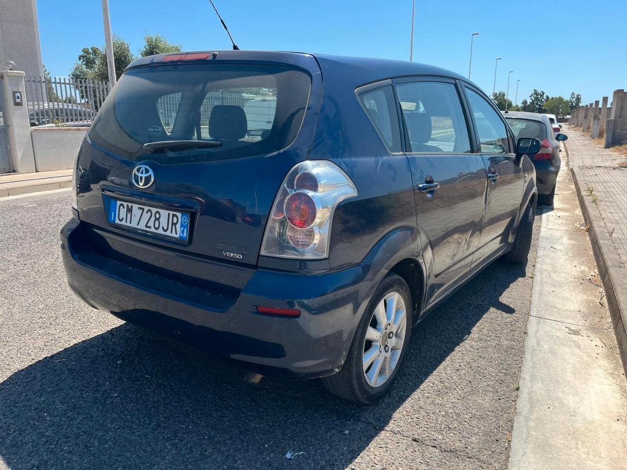 Toyota Corolla Verso 2.0 16V D-4D Sol 2004