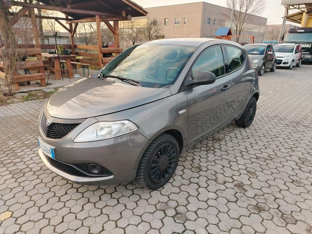 Lancia Ypsilon 1.2 Monogram Gpl 69cv